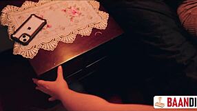 mi primera vez en chamba y esta latina roommate me folla con dildo 😍🍑