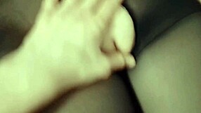 Teasing Cameltoe Exposes Hot Amateur Pussy