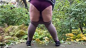 Mature bbw lover squats and pees in park bushes