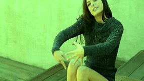 Barely legal teen babe fingers wet tight pussy with dildo insertion solo