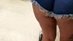 Hot wife flashes huge ass cheeks in short shorts at market!
