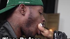 wow check out tinee's badass black gloves body worship!