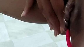 i love this brazilian girl's huge clit squirting with vibrator