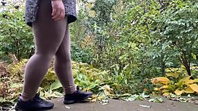 Mature bbw lover squats and pees in park bushes