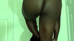 llamasr strips skinnier jeans naked solo masturbation real name return