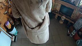 i felt naughty in golden dress for deep suck and hard pounding on freezer