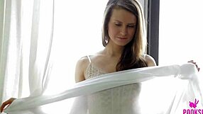 i love watching beautiful janna spread masturbate her big tits pussy