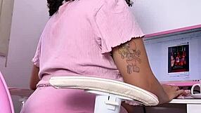 this curvy chick eats then farts loud