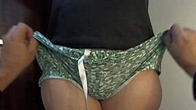 i touch my culona suegra before creampie
