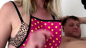 who knew waxing armpits and nose could get so kinky wet