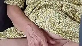 oh man my dirty girl just wanking off in the car like crazy... cant believe it