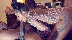 royalty rides that bbc deep in her slim thick curves