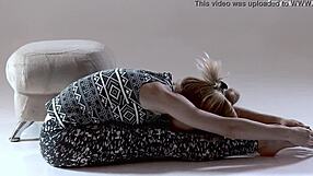 russian gymnast rita mochalkina spreads hairy pussy in yoga poses