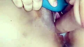 Pamela Caliente FUCKS toys and SQUIRTS wildly