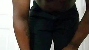 Shave And Masturbate With Me Privately - Join In Now!