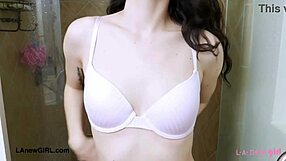 i felt so relaxed watching the sexy brunette model shower slowly