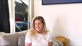 Friends milf clover baltimore begs creampie to heal divorce pain