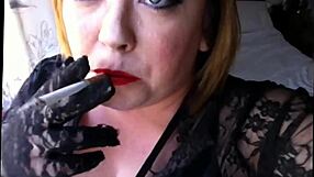 BBW Tina Snua Smokes Seductively In Lace Gloves For Fetish Fans!