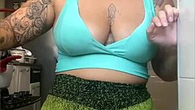 my super tight shorts split right over my pussy