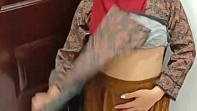 Desi pakistani stepmom strips shalwar seducing stepson in taboo tease