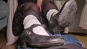 yo dominant redhead goddess footjobs fat cock with toes lipstick and mouth