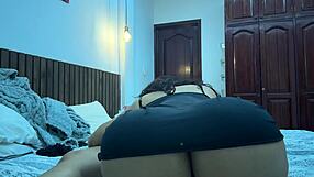 i catch my stepmom reading with no panties and fuck her deep through her womb