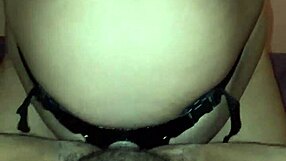 Whoa girl straps on and fucks guy deep 😈🍑🔥