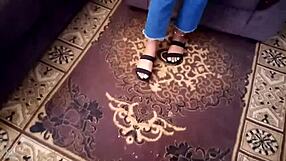Erotic milf goddess spreads barefoot toes for licking play