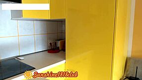 california webcam babe squirts big tits in usa oral show