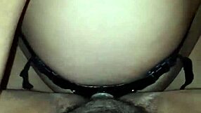 Whoa girl straps on and fucks guy deep 😈🍑🔥