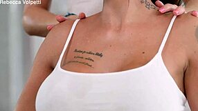 wow busty jennifer mendez and rebecca volpetti turn gym workout into hot lesbo pussy licking session!