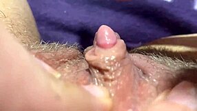 i'm shaking from this huge clit orgasm closeup it's insane