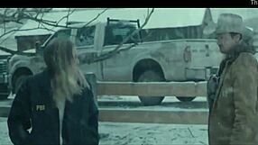 i can't get enough of elizabeth olsen in celebrity 02 footage