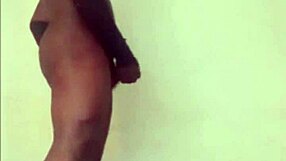 After skipping jogging days, the bodybuilder relaxes muscles with bands to prevent injuries while blogging workouts