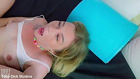 Lou's first anal rimjob ends with cum deep in hot teen ass