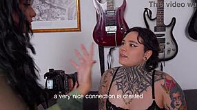 Colombian Brunette Teen Pays with Pussy Lick and Scissoring Since No Cash for Photos