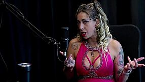julia fontanelli aids bank robber client with gangbang fetish tip