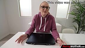 Soccermom Milf Deepthroats Jock Son's Cock Break