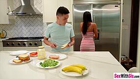 Bratty stepsis skips banana to slurp lick massive cock instead rough latina teen style