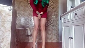 hot sexy diaper girl pees into her tight wet dress