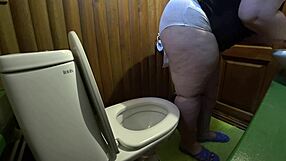 bbw pees on home toilet cam in amateur fetish compilation