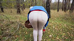 damn this milf's tight pants hug her ass in the woods