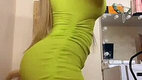 latina big asses shaking in this twerk compilation