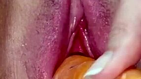 damn this moaning bitch orgasms hard fucking her carrot pussy