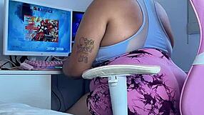 Chubby gamer farts in leggings during embarrassing online fail