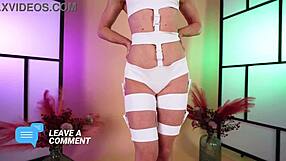 Hannahjames710 tries on sexy wonder woman leeloo velma daphne cosplay outfits in detail
