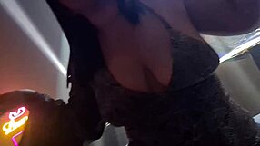 i took my wife to the club and she gave her ass raw at the motel
