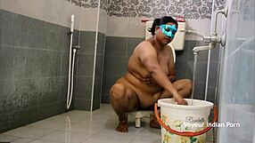 oh man, my big boob aunty looks so horny bathing in the shower...