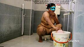 oh man, my big boob aunty looks so horny bathing in the shower...