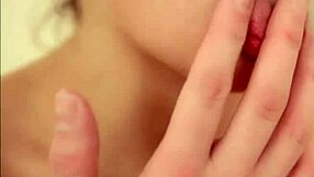 hey sweety loreen why finger your wet pussy in that steamy bath?
